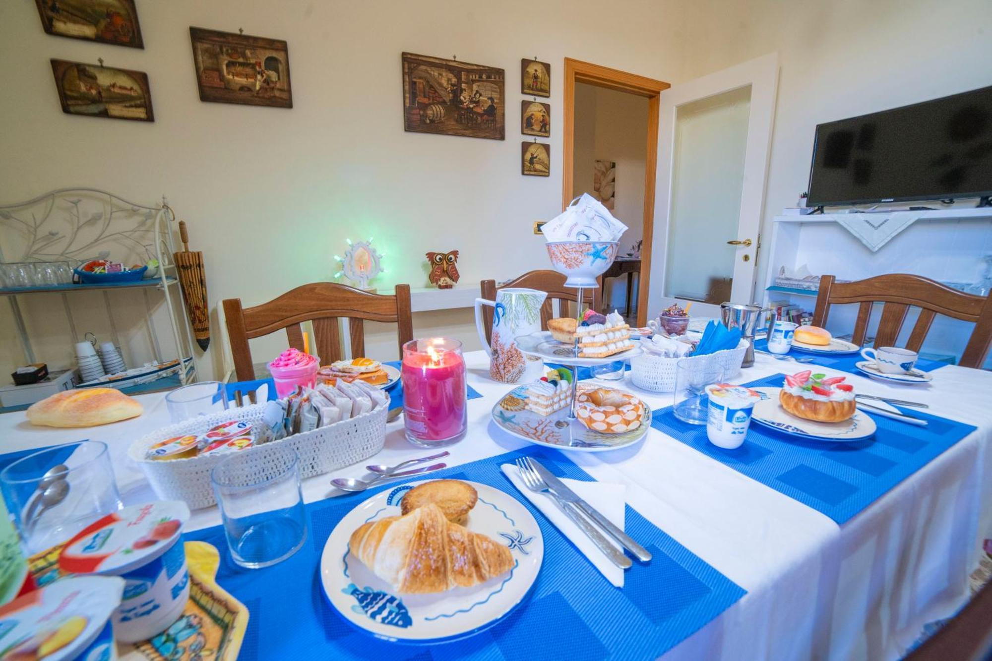 B&B A Due Passi Otranto Eksteriør billede